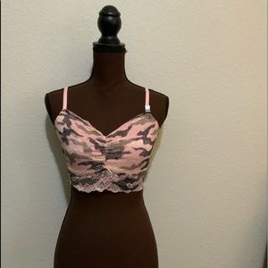 NWTS *** PINK Victoria’s Secret PINK CAMO BRALETTE/ SIZE -LARGE